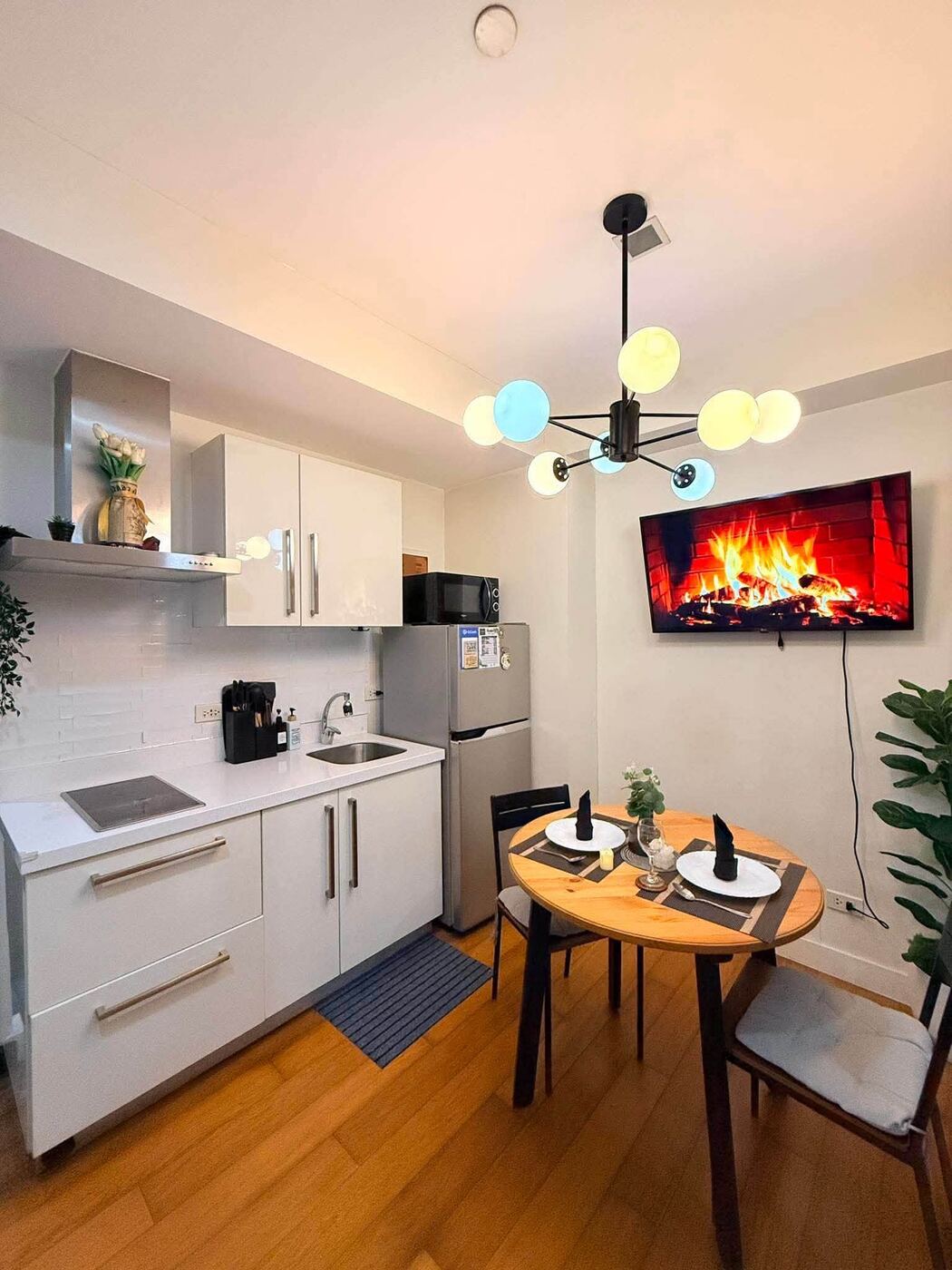 Kitchen and dining nook